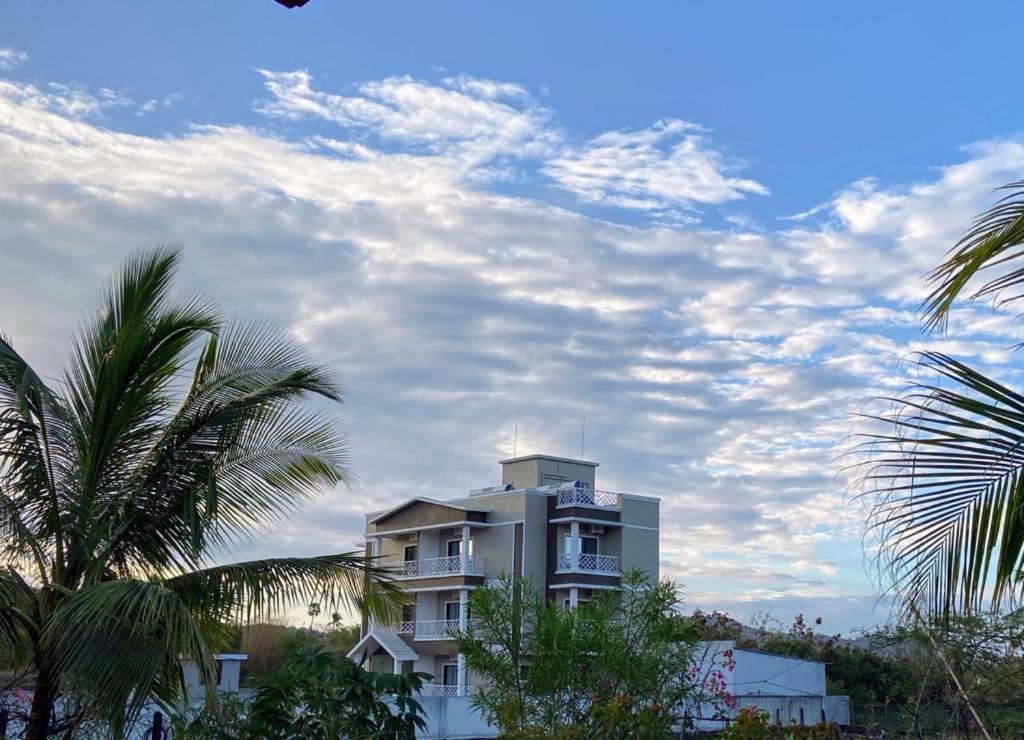 Winds N Waves Hotel Alibag Exterior photo